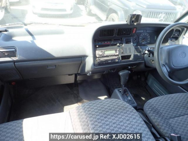 Used 2003 AT toyota regiusace-van TRH112V Image[14]