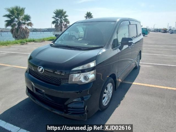 Used 2010 AT toyota voxy ZRR70W Image[2]
