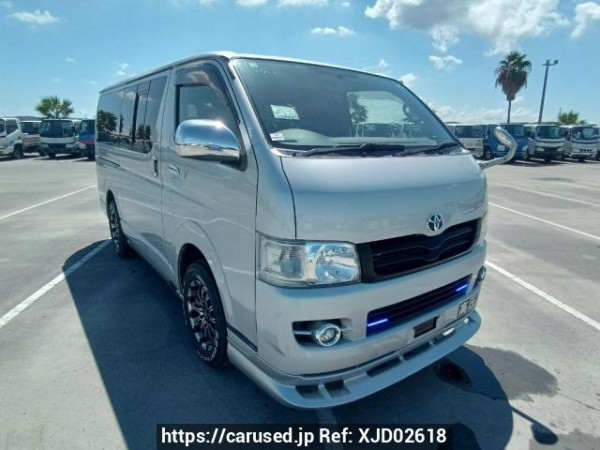 Used 2005 AT toyota regiusace-van KDH205V Image[0]