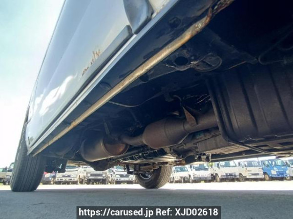 Used 2005 AT toyota regiusace-van KDH205V Image[34]