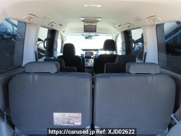 Used 2008 AT toyota voxy ZRR70W Image[20]