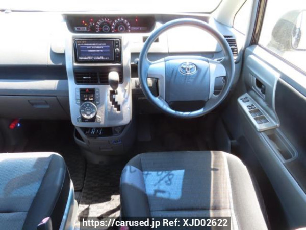 Used 2008 AT toyota voxy ZRR70W Image[23]