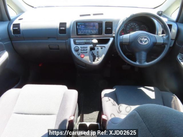 Used 2003 AT toyota wish ZNE10G Image[19]