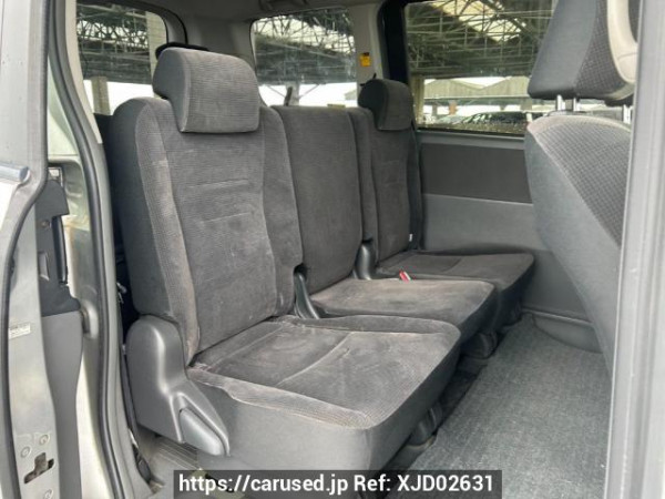 Used 2009 AT toyota noah ZRR70G Image[15]