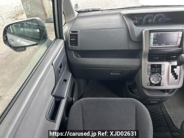 Used 2009 AT toyota noah ZRR70G Image[20]
