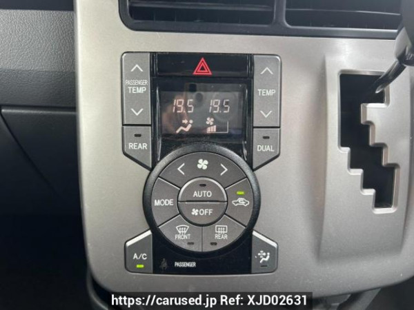 Used 2009 AT toyota noah ZRR70G Image[25]