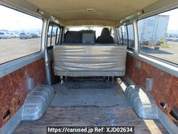 Used 2005 AT toyota regiusace-van KDH200V Image[9]