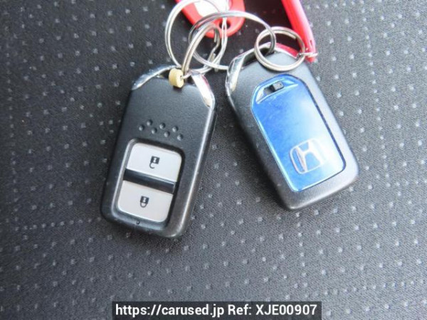 Used 2016 AT honda fit-hybrid GP5 Image[28]