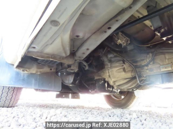 Used 2004 AT toyota hiace-van TRH112V Image[32]