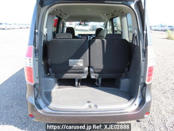 Used 2009 AT toyota noah ZRR70G Image[8]