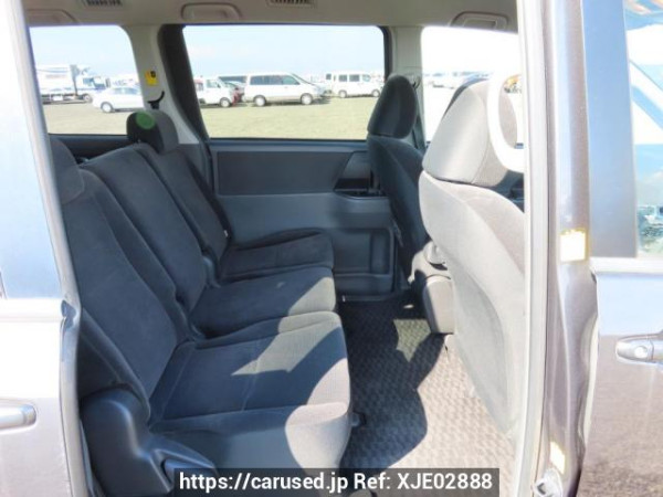Used 2009 AT toyota noah ZRR70G Image[15]