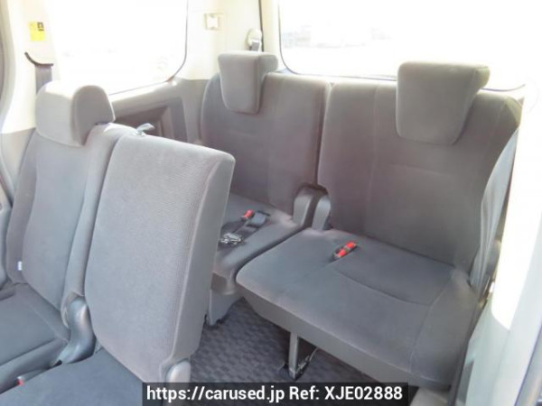 Used 2009 AT toyota noah ZRR70G Image[18]