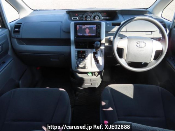 Used 2009 AT toyota noah ZRR70G Image[20]