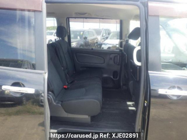 Used 2011 AT nissan serena C26 Image[13]