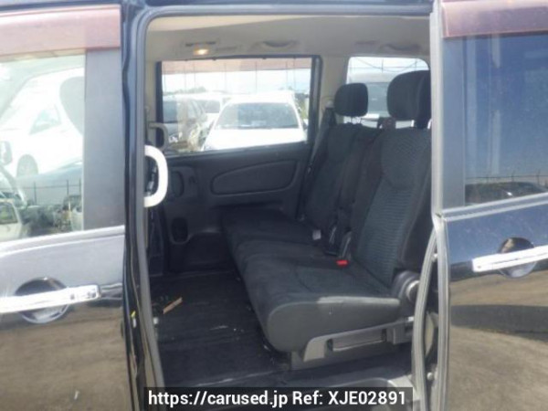 Used 2011 AT nissan serena C26 Image[14]