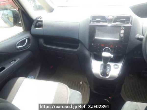 Used 2011 AT nissan serena C26 Image[17]