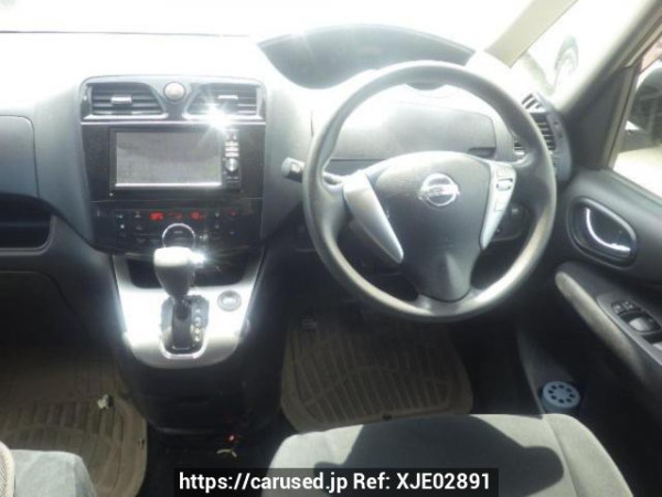 Used 2011 AT nissan serena C26 Image[18]
