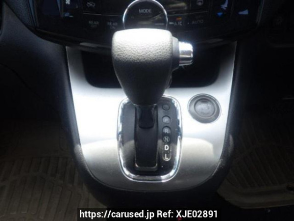 Used 2011 AT nissan serena C26 Image[22]