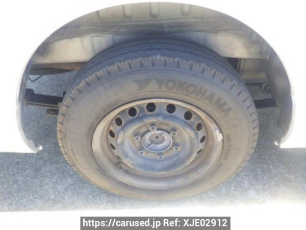 Used 2005 AT toyota regiusace-van KDH200V Image[23]