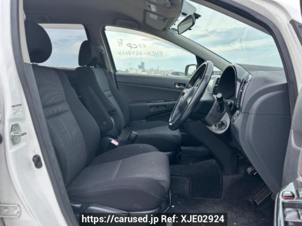 Used 2005 AT toyota wish ZNE10G Image[13]
