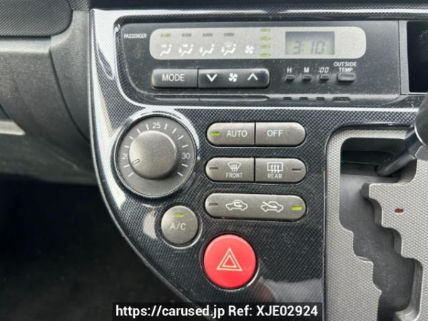 Used 2005 AT toyota wish ZNE10G Image[25]