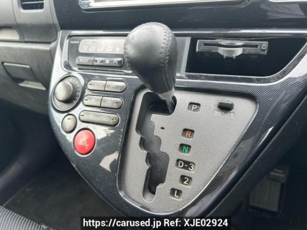 Used 2005 AT toyota wish ZNE10G Image[28]