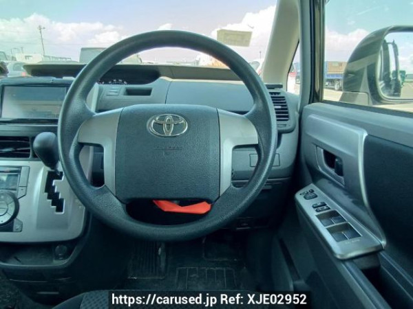 Used 2009 AT toyota noah ZRR70W Image[21]