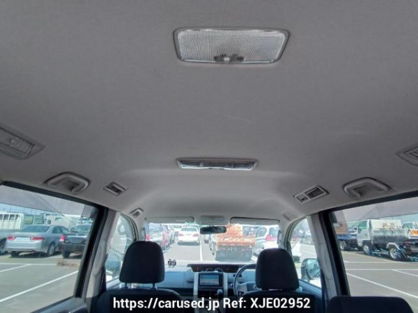 Used 2009 AT toyota noah ZRR70W Image[40]
