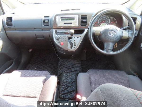Used 2005 AT toyota wish ZNE10G Image[18]