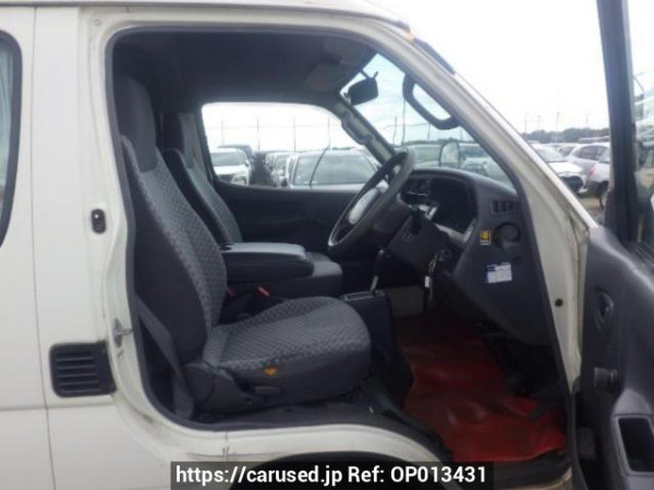 Used 2001 AT toyota hiace-commuter RZH125B Image[12]