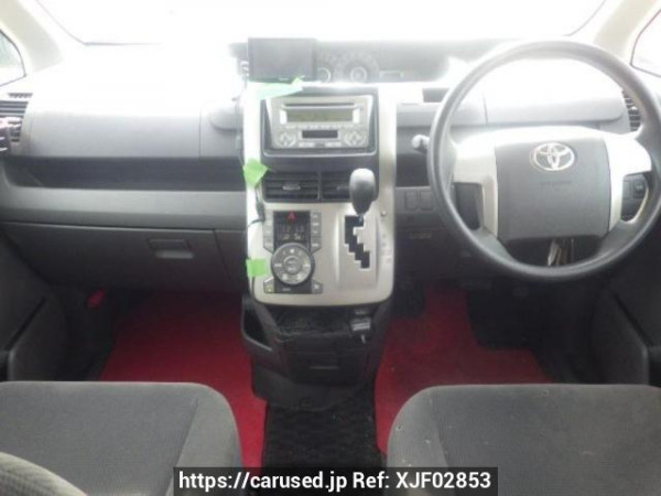Used 2009 AT toyota noah ZRR70G Image[16]