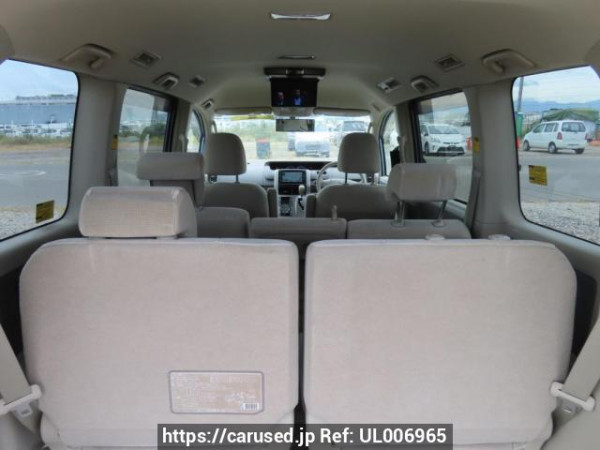 Used 2007 AT toyota noah ZRR70G Image[9]