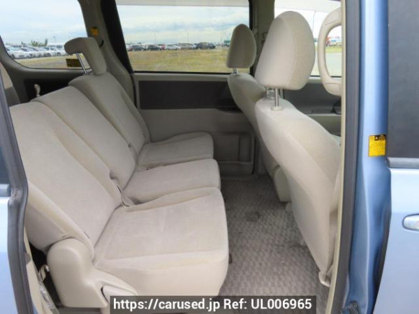 Used 2007 AT toyota noah ZRR70G Image[15]