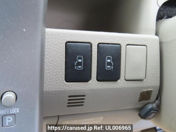Used 2007 AT toyota noah ZRR70G Image[29]