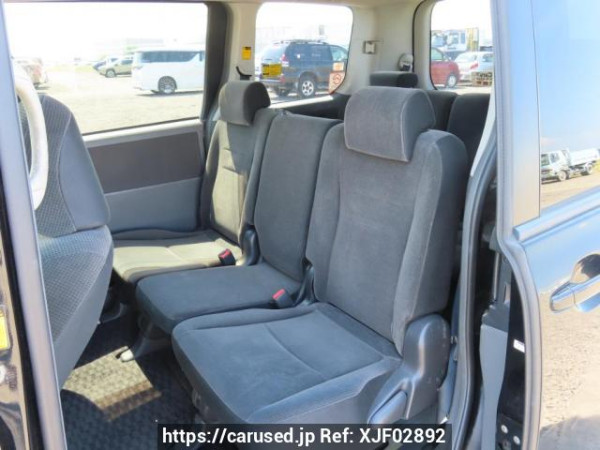 Used 2008 AT toyota noah ZRR70G Image[17]