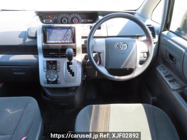 Used 2008 AT toyota noah ZRR70G Image[23]