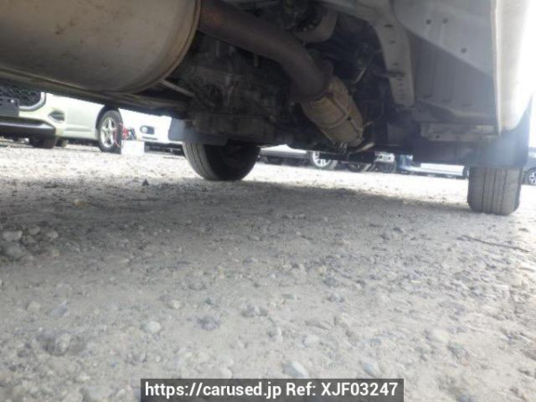 Used 2004 AT toyota hiace-van TRH112K Image[32]