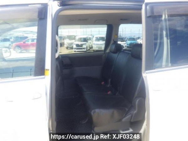 Used 2008 AT toyota noah ZRR70G Image[14]