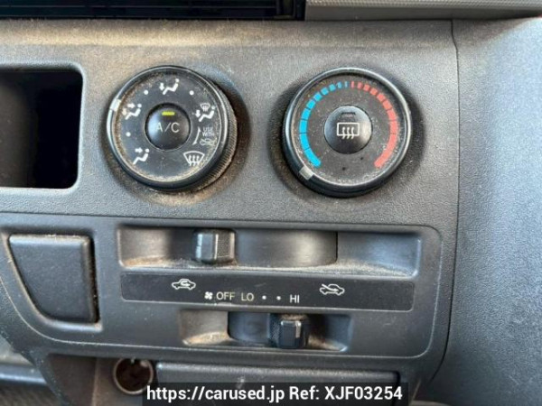 Used 2005 AT toyota hiace-van KDH200V Image[23]