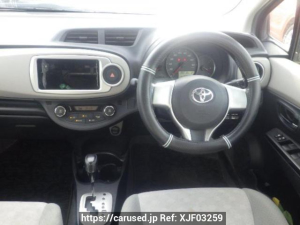 Used 2011 AT toyota vitz NSP130 Image[15]