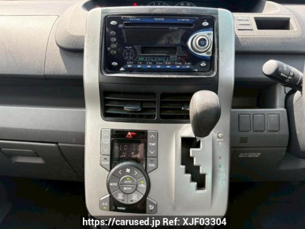 Used 2009 AT toyota noah ZRR70G Image[23]