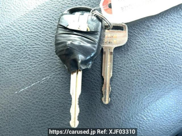 Used 2003 AT toyota hilux-surf RZN215W Image[27]