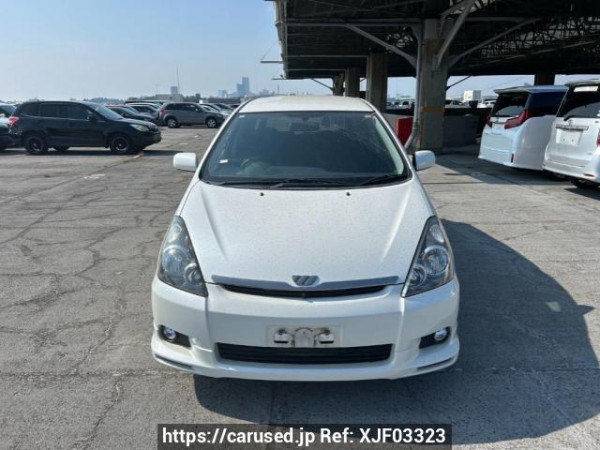 Used 2004 AT toyota wish ZNE10G Image[1]