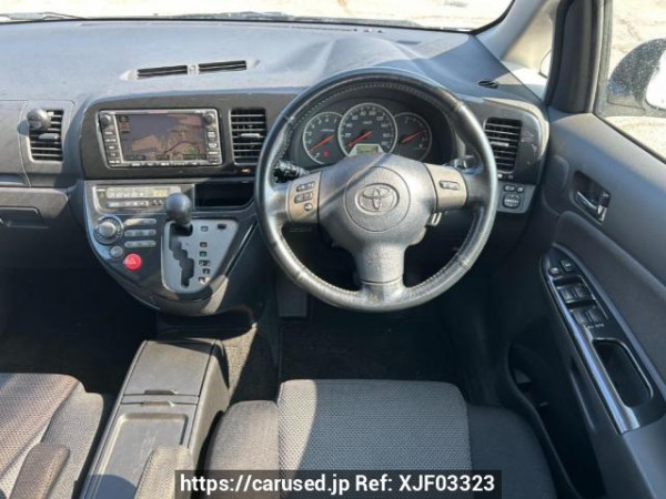 Used 2004 AT toyota wish ZNE10G Image[21]