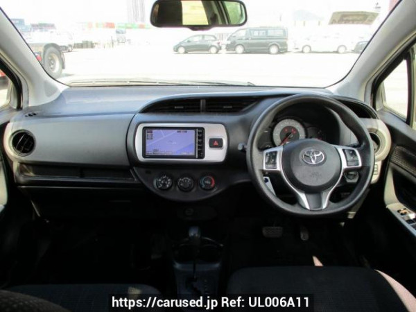 Used 2014 AT toyota vitz KSP130 Image[17]