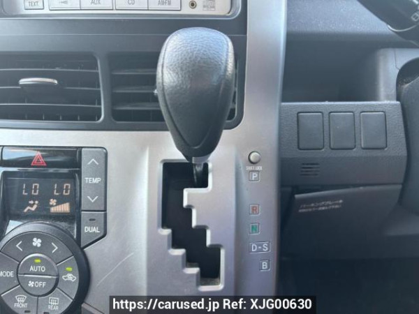 Used 2008 AT toyota noah ZRR70G Image[27]