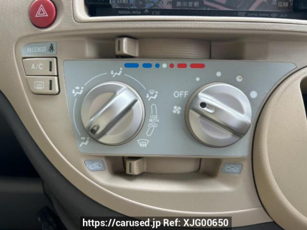 Used 2005 AT toyota sienta NCP81G Image[26]
