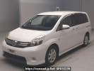 Toyota Isis ZGM10W