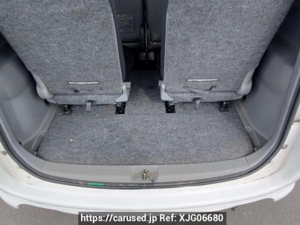 Used 2005 AT toyota sienta NCP81G Image[8]