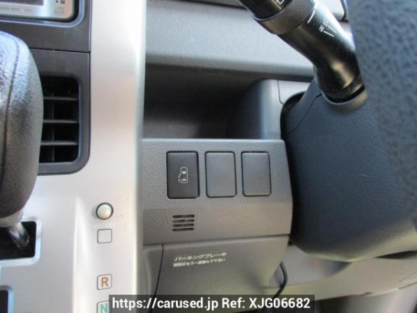 Used 2007 AT toyota noah ZRR70G Image[23]